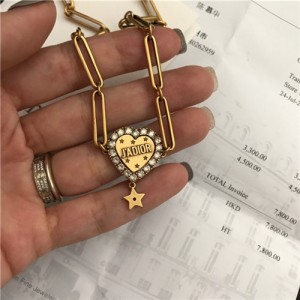 디올 목걸이 D69210 2020/신상 (정품과 비교가능한 퀄리티)