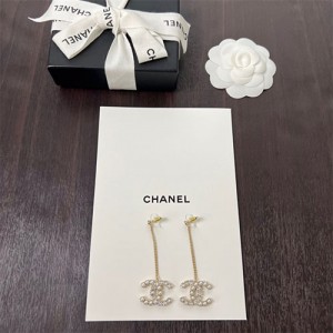 샤넬 귀걸이 C4700 2023/신상 (정품과 비교가능한 퀄리티)