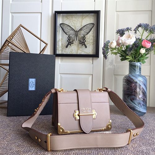 프라다 카이에 숄더백 1BD045 2023/신상