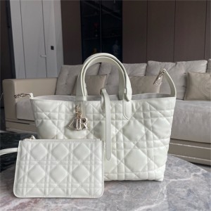 디올 뚜주흐 미듐 까나쥬 토트백 M2821 2024/신상