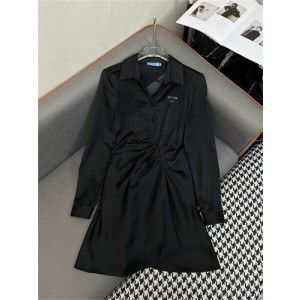 프라다 원피스 P22909 2025/신상