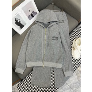 미우미우 트레이닝 세트 M34201 2025/신상