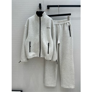 미우미우 트레이닝 세트 M64302 2025/신상