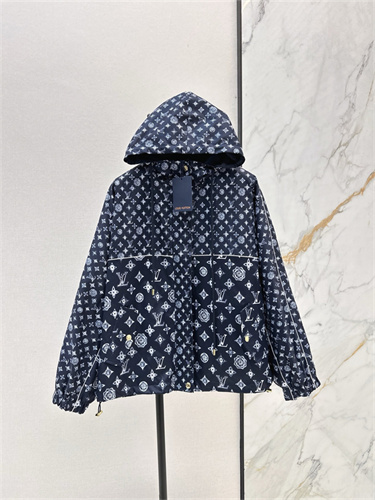 루이비통 바람막이 후드 자켓 L23505 2025/신상