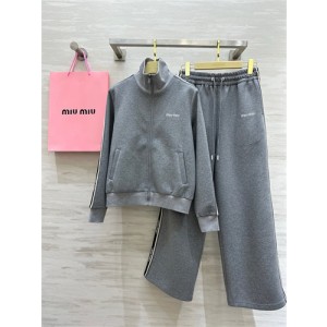 미우미우 트레이닝 세트 M44705 2025/신상