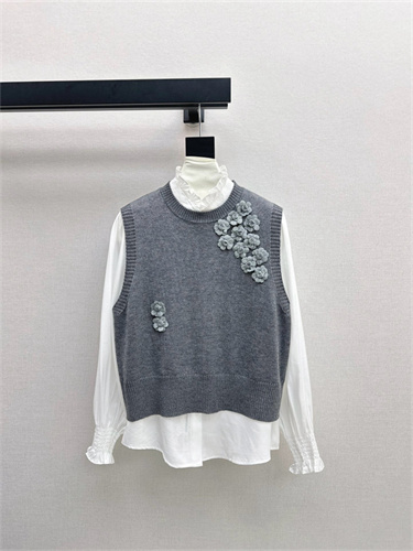 미우미우 셔츠 민소매니트 세트 M32807  2025/신상