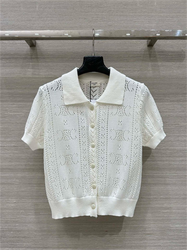 셀린느 니트 티 C72152 2025/신상