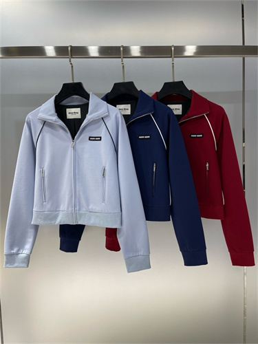 미우미우 트레이닝 상의 M13701 2025/신상