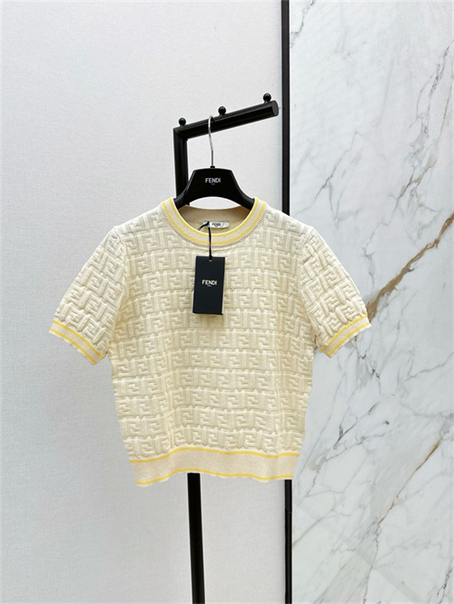 펜디 반팔 니트 F92306 2025/신상