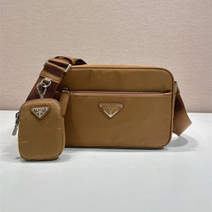 프라다 리나일론 숄더백 1BC167