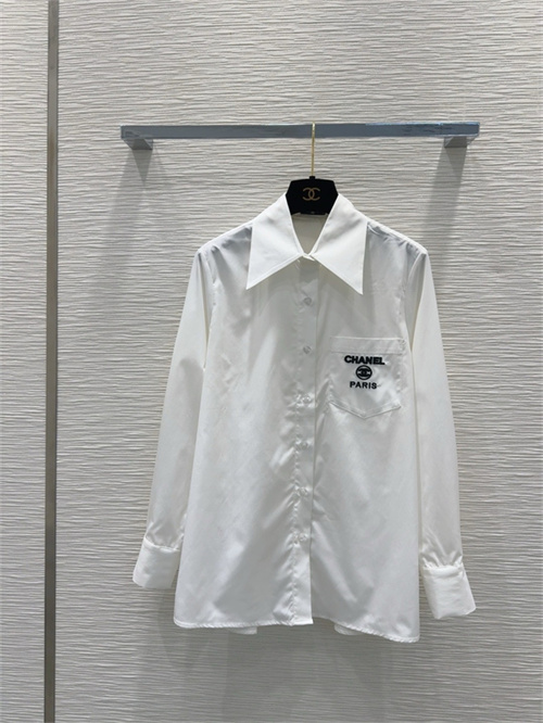 샤넬 긴팔 셔츠 C62807 2025/신상