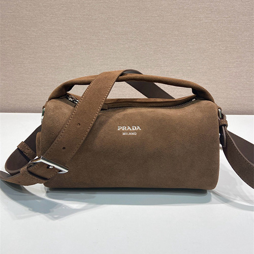 프라다 나파 가죽 숄더백 2VH188 2025/신상