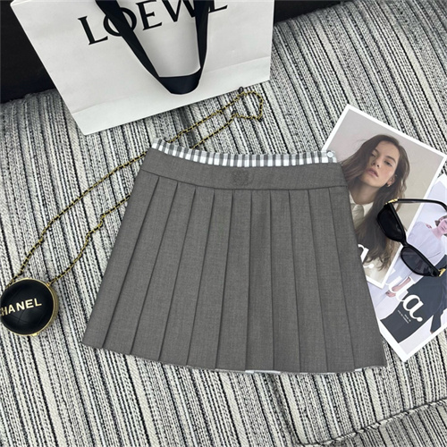 로에베 스커트 L12553 2025/신상