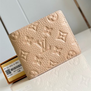 루이비통 멀티플 반지갑 M14252 2025/신상