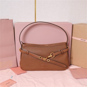 미우미우 어드벤처 숄더백 1BC182 2025/신상