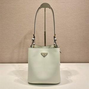 프라다 미디엄 숄더백 1BE080 2025/신상