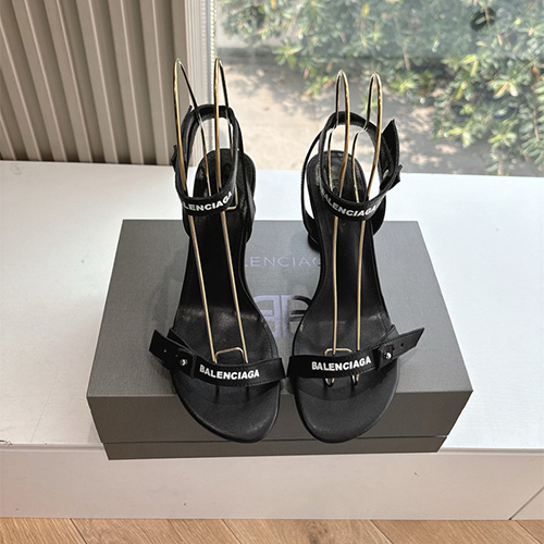 발렌시아가 여성용 샌들 (굽높이9CM) B55325-2 2025/신상