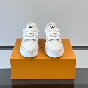 루이비통 남성용 스니커즈 L68432-1 2025/신상