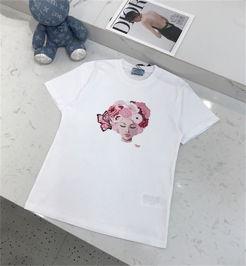 프라다 반팔 티셔츠 P41354 2025/신상