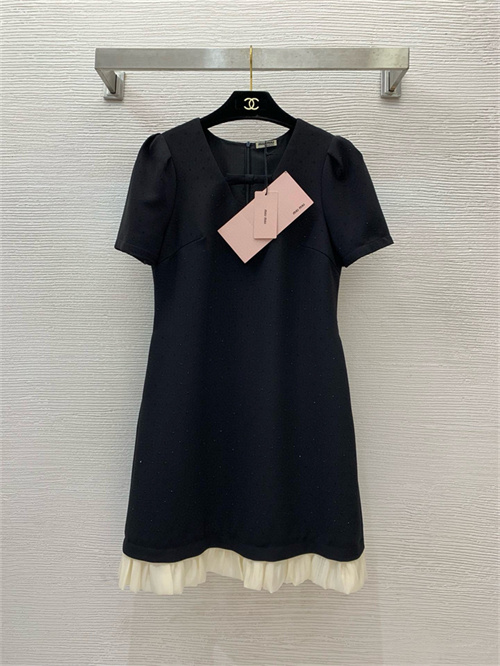 미우미우 원피스 M52904 2025/신상