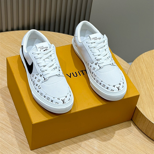 루이비통 남성용 스니커즈 L67422-1 2025/신상