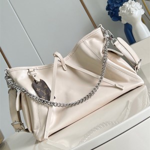 루이비통 캐리올 카고 숄더백 PM M24861 2025/신상