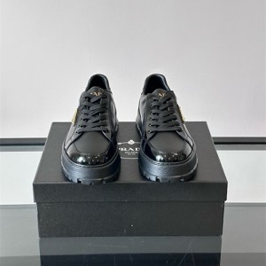 프라다 남성용 스니커즈 P97819-1 2025/신상