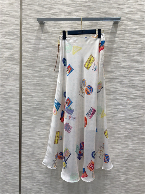 루이비통 스커트 L42907 2025/신상