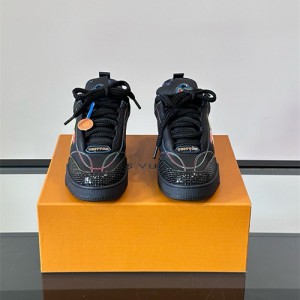 루이비통 남성용 스니커즈 L67432-1 2025/신상