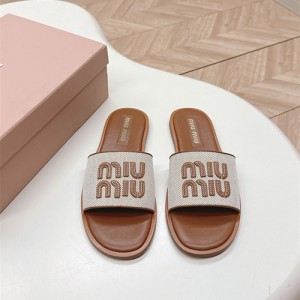 미우미우 여성용 슬리퍼 M90473-2 2025/신상