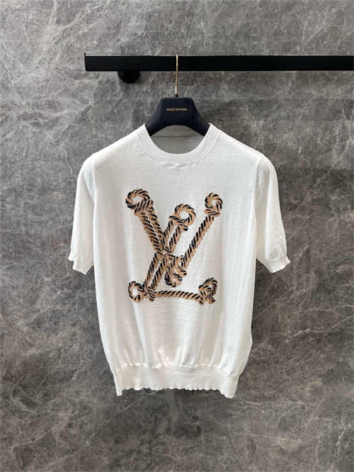 루이비통 반팔 티셔츠 L32907 2025/신상