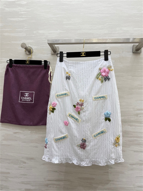 샤넬 스커트 C73604 2025/신상