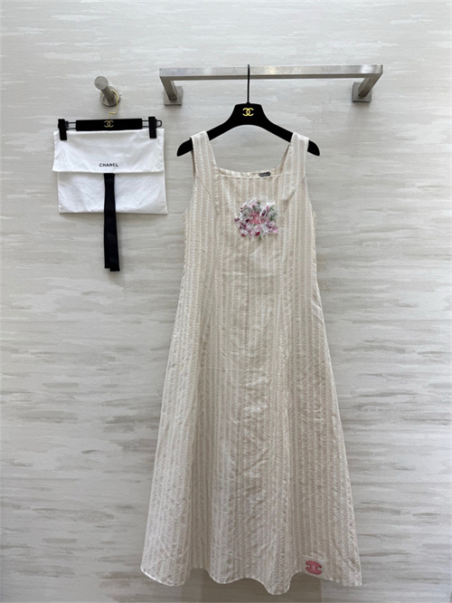 샤넬 민소매 원피스 C73809 2025/신상