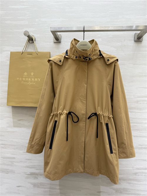 버버리 후드 자켓 B85309 2025/신상