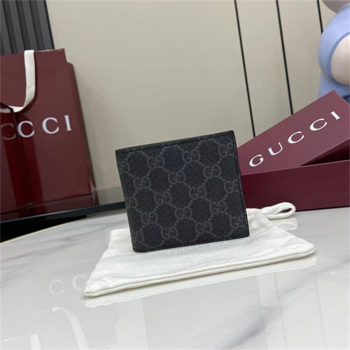 구찌 GG 엠블럼 반지갑 821201 2025/신상