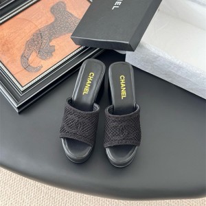 샤넬 여성용 슬리퍼 (굽높이10CM) C62785-1 2025/신상