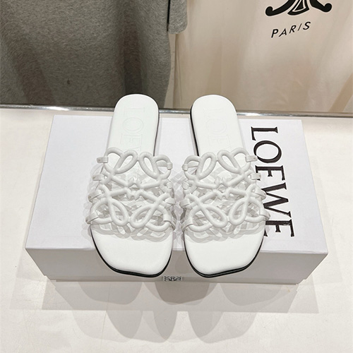 로에베 여성용 슬리퍼 L34221-2 2025/신상