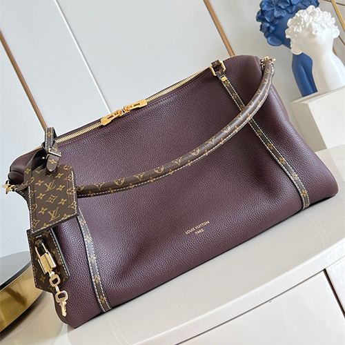 루이비통 크로스백 M13668 2025/신상