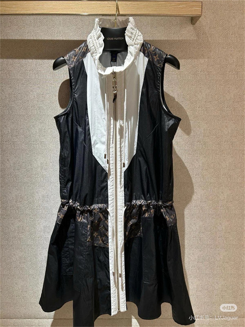 루이비통 민소매 원피스 L53207 2025/신상