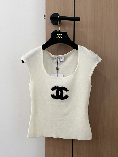 샤넬 민소매 C71958 2025/신상