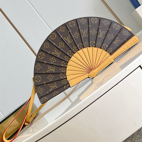 루이비통 팬 숄더백 M14804 2025/신상