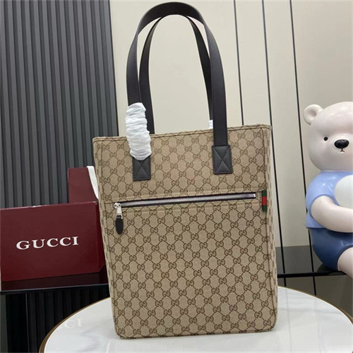구찌 GG 캔버스 미디움 토트백 834796 2025/신상