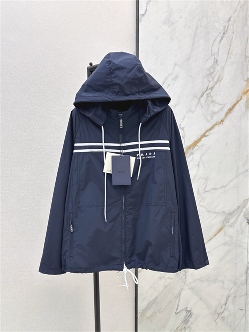 프라다 후드 자켓 P42995 2025/신상