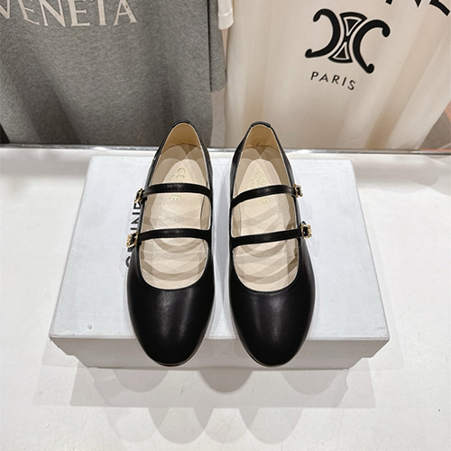 셀린느 여성용 단화 C62887-2 2025/신상