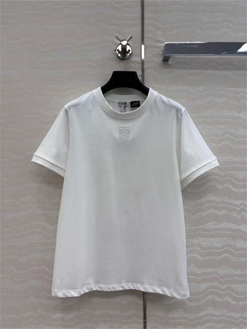 로에베 반팔 티셔츠 L51852 2025/신상