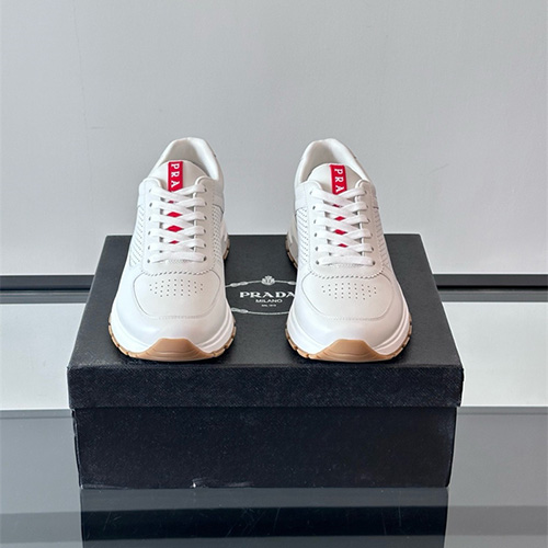 프라다 남성용 스니커즈 P97909-1 2025/신상