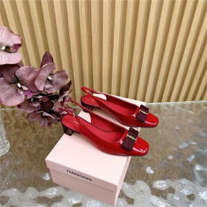 페레가모 여성용 샌들 F78095-1 2025/신상