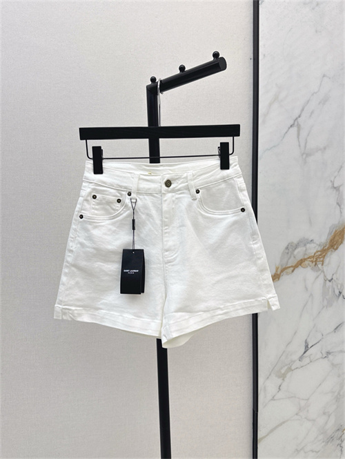 생로랑 데님 반바지 Y52452 2025/신상