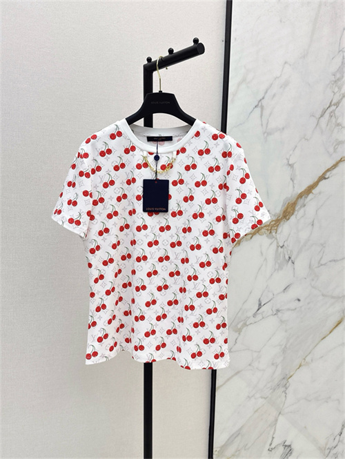 루이비통 반팔 티셔츠 L61750 2025/신상