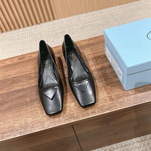 프라다 여성용 구두 P65453-2 2025/신상